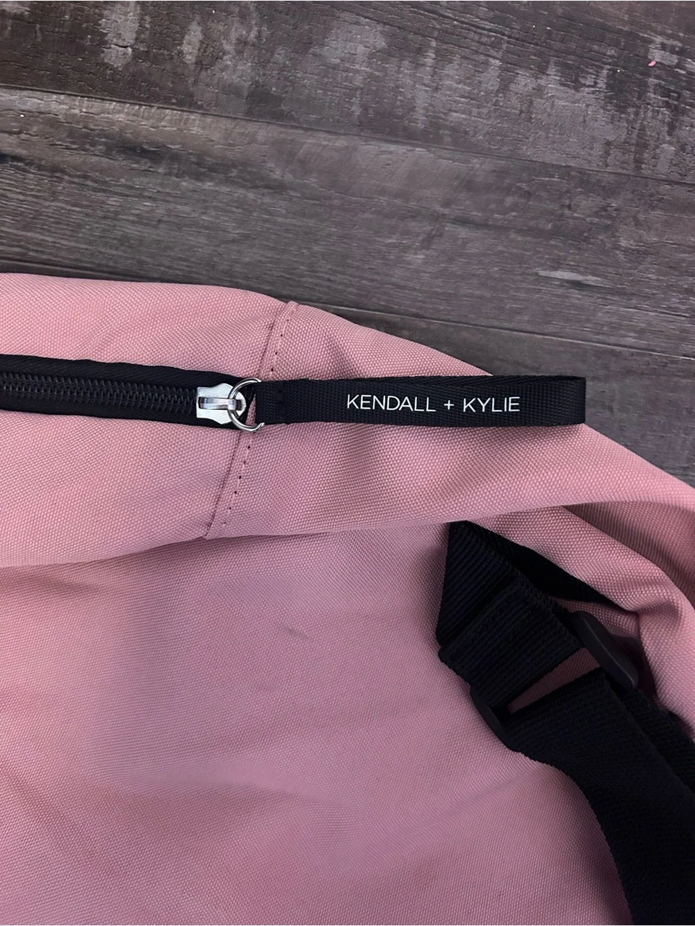 KENDALL‎ + KYLIE Girls Pink Backpack Los Angeles Studio 90012 Zip